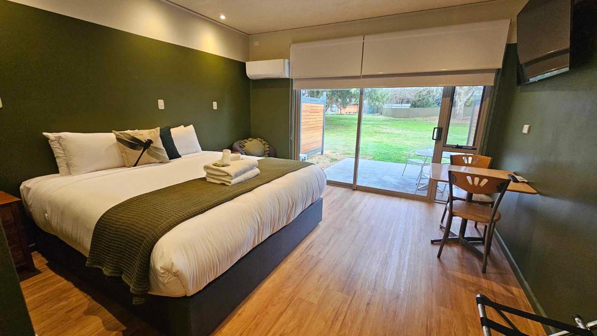 The Bright Motor Inn المظهر الخارجي الصورة