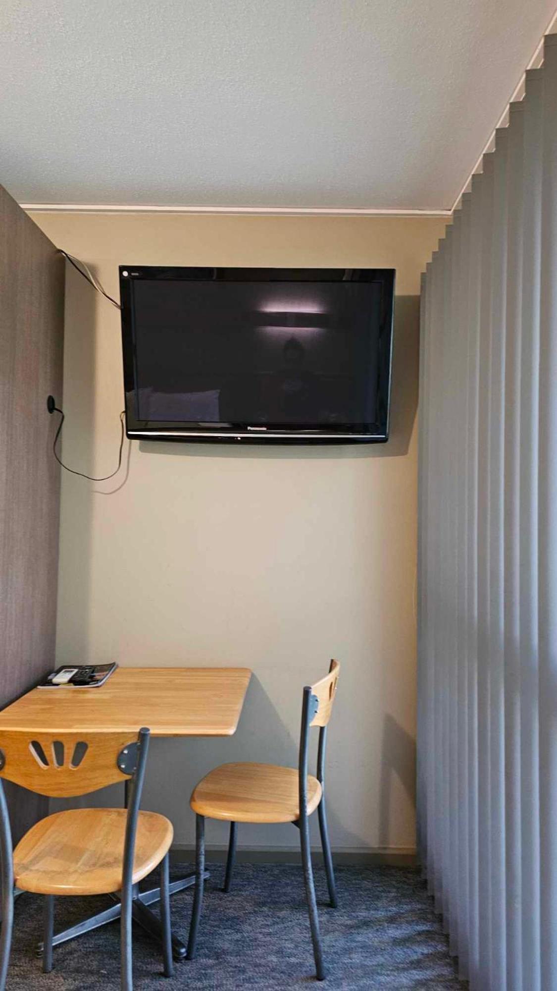 The Bright Motor Inn المظهر الخارجي الصورة